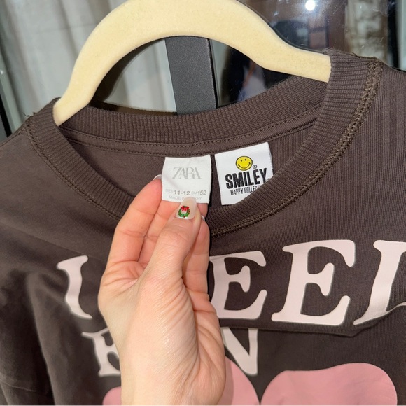 NWOT Zara Kids x Smiley World long sleeve tee girls brown daisy flower crewneck - Picture 2 of 6